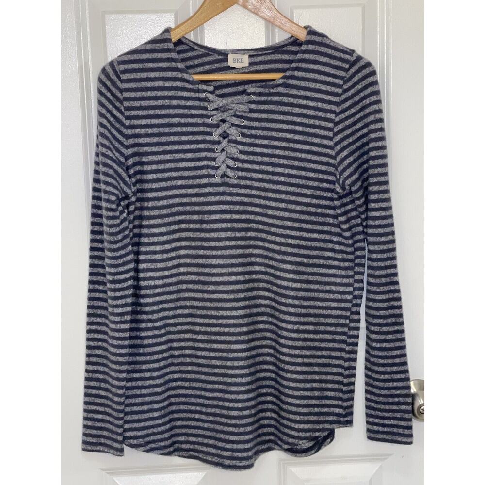 BKE Dark Gray & Light Gray Soft Knit Striped Pullover Sweater Women’s Size Small